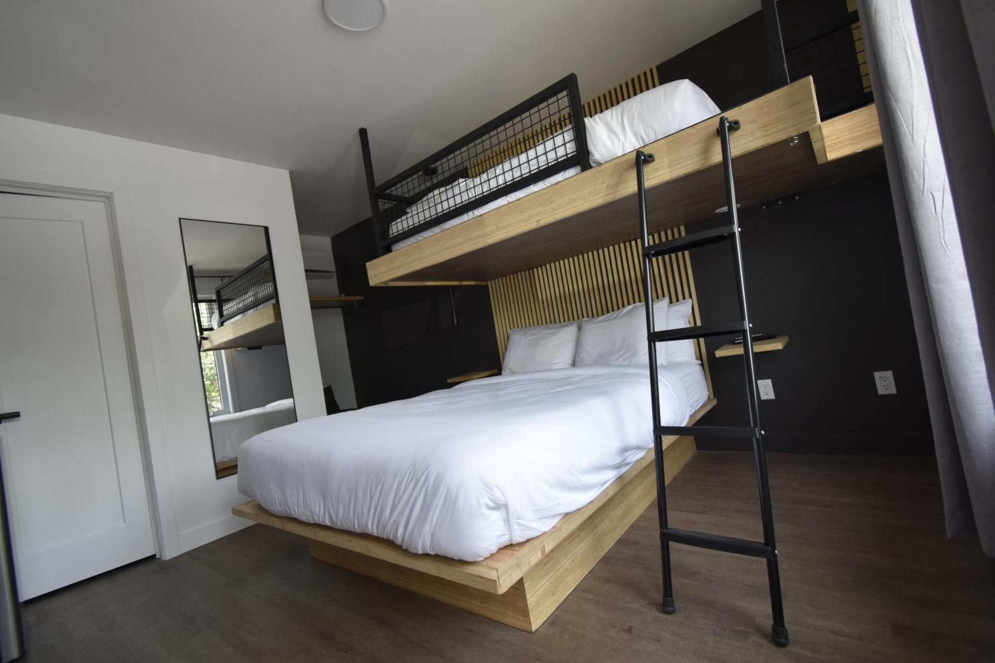 Motel Anf Дръмондвил Екстериор снимка