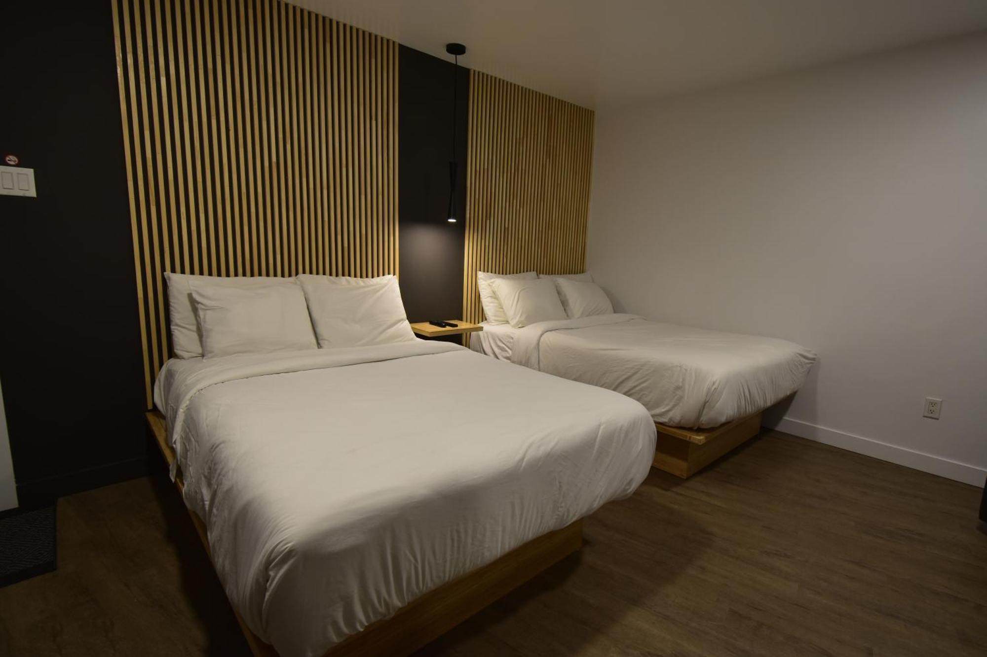 Motel Anf Дръмондвил Екстериор снимка